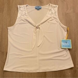 ✨2026 SALE ITEM✨ NWT CeCe White Sleeveless Blouse With Lace Detail Womens Medium